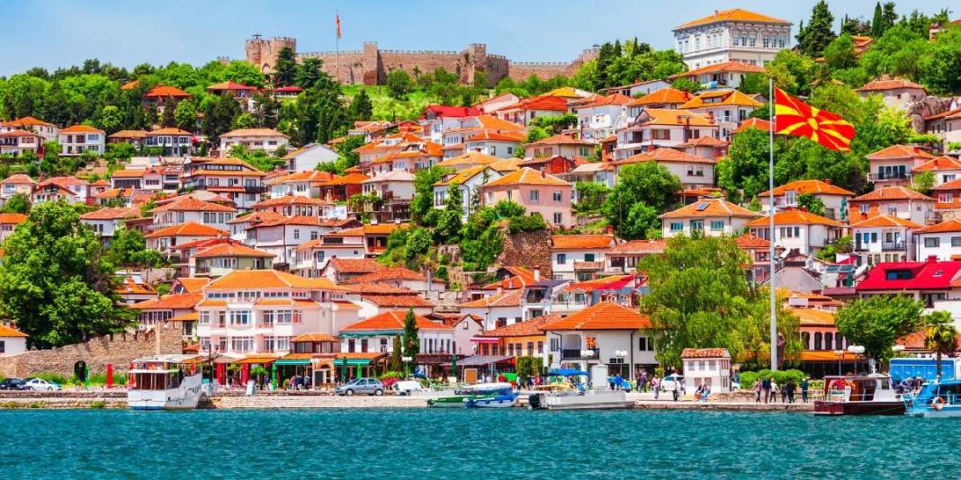 Türkler vizesiz gidiyor, hayatları değişiyor! Tatil için giden evini oraya taşıyor: O ülkeye ilgi neden bu kadar artıyor? 3